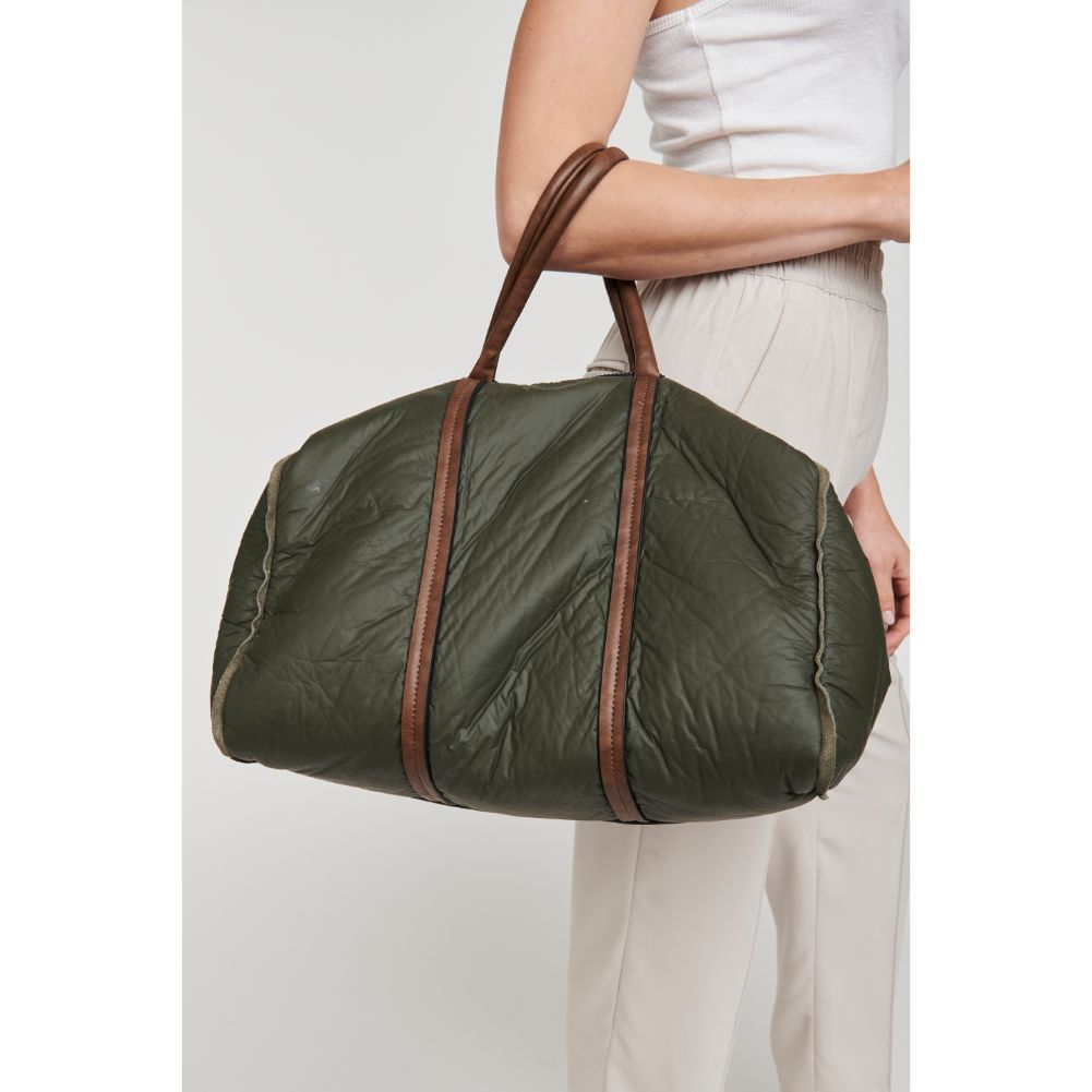 Woman wearing Olive Moda Luxe Canyon Weekender 842017101390 View 2 | Olive