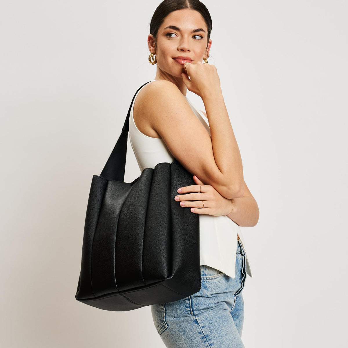 Woman wearing Black Moda Luxe Zelda Hobo 842017138358 View 1 | Black