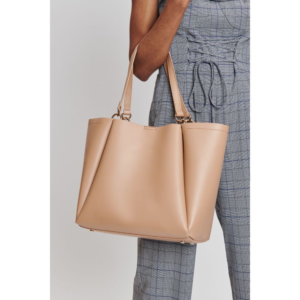 Woman wearing Natural Moda Luxe Brooklyn Tote 842017132721 View 4 | Natural