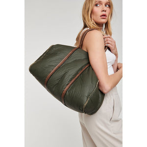 Woman wearing Olive Moda Luxe Canyon Weekender 842017101390 View 3 | Olive