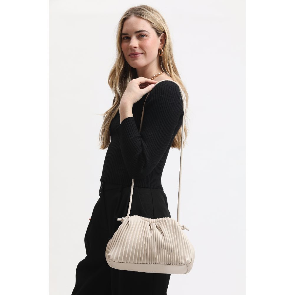 Woman wearing Oatmilk Moda Luxe Metzi Crossbody 842017134190 View 2 | Oatmilk