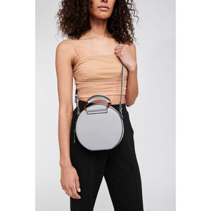 Woman wearing Carbon Moda Luxe Scout Top Handle 842017123392 View 1 | Carbon