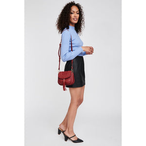 Woman wearing Sangria Moda Luxe Nola Crossbody 842017100591 View 4 | Sangria