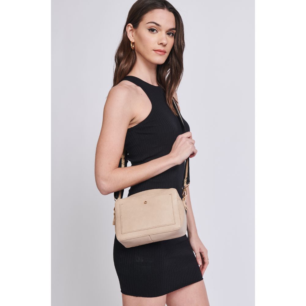 Woman wearing Putty Moda Luxe Skylie Crossbody 842017129127 View 4 | Putty