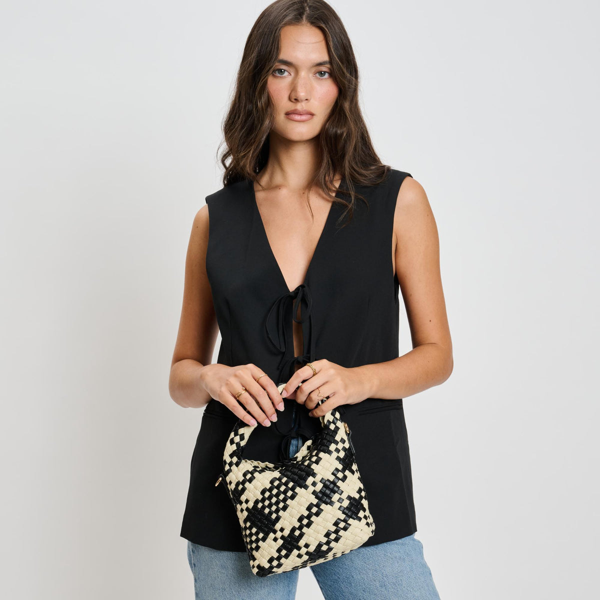 Woman wearing Black Ivory Moda Luxe Jessamine Crossbody 842017135722 View 1 | Black Ivory