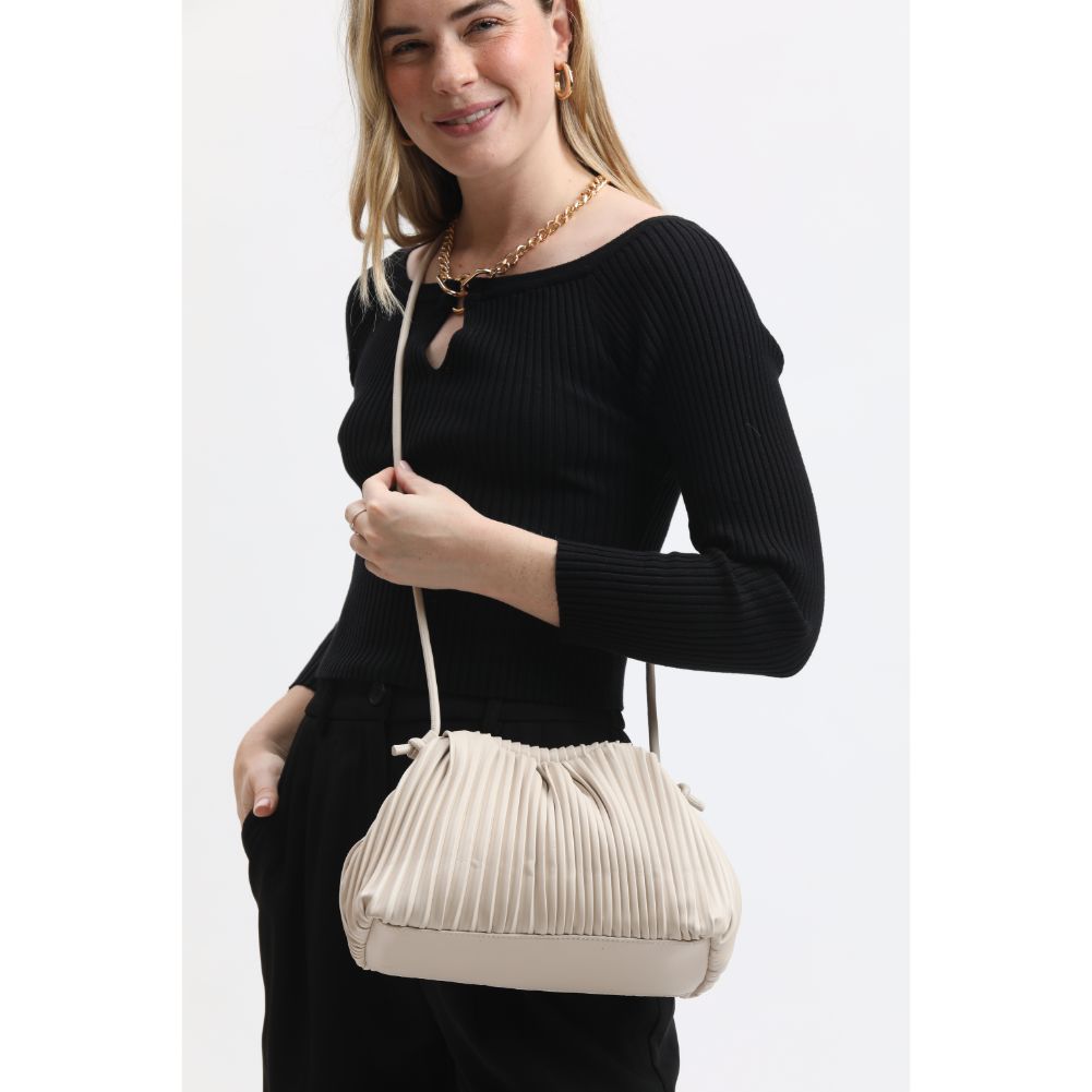 Woman wearing Oatmilk Moda Luxe Metzi Crossbody 842017134190 View 1 | Oatmilk