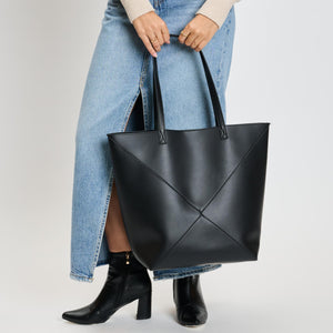 Woman wearing Black Moda Luxe Lauren Tote 842017136699 View 3 | Black