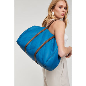 Woman wearing Blue Moda Luxe Canyon Weekender 842017101406 View 3 | Blue