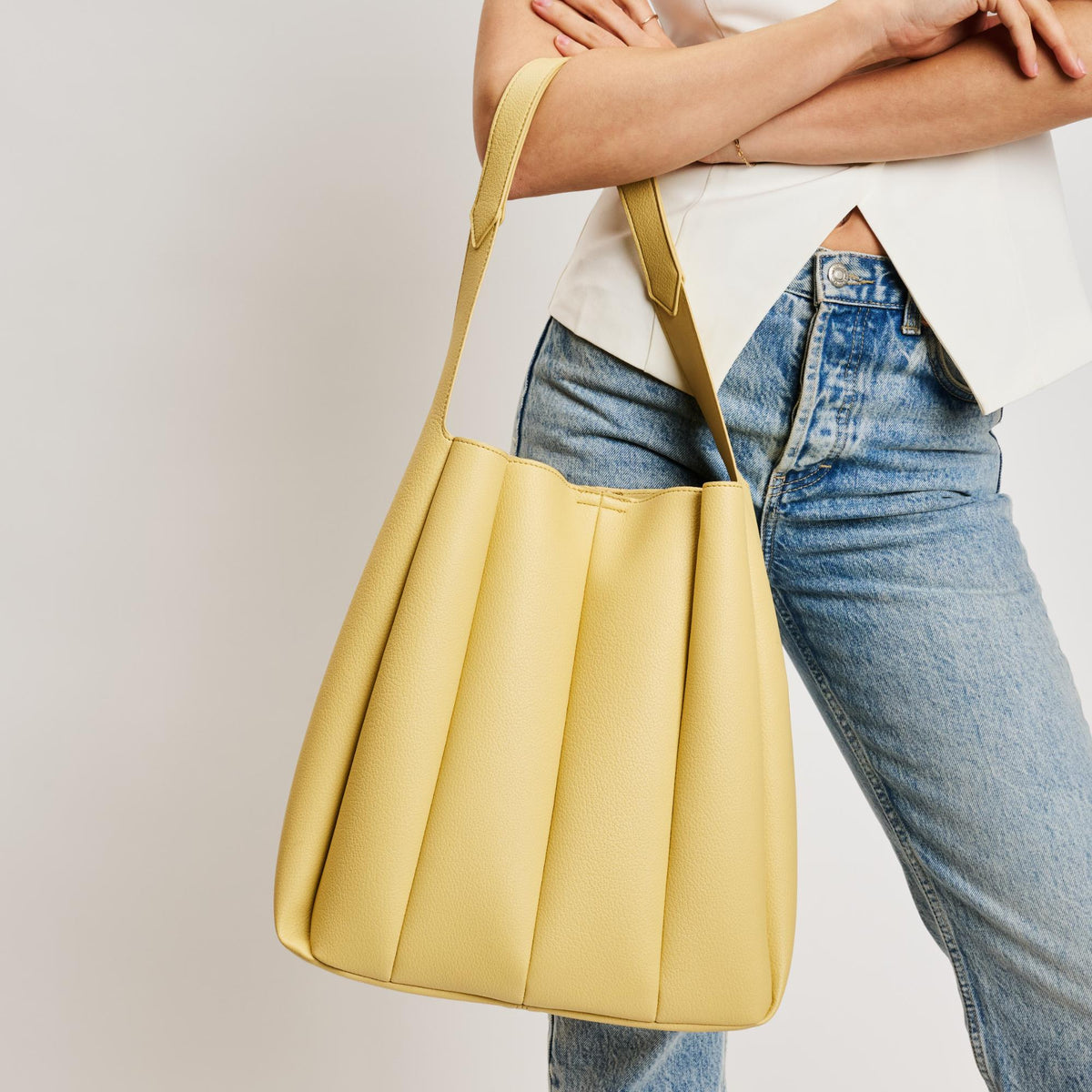 Woman wearing Butter Moda Luxe Zelda Hobo 842017138372 View 4 | Butter